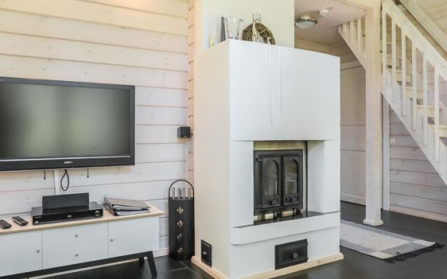 Holiday Home Aihki b