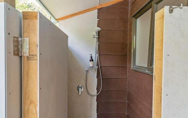 Hosts on the Coast Tui's Feast