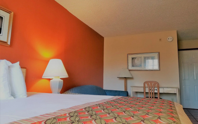 Hospitality Inn - Jacksonville