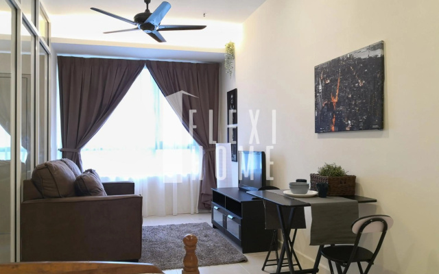 9am-5pm, SAME DAY CHECK IN AND CHECK OUT, Work from Home, Comfy & Quiet Tamarind Suites-Cyberjaya by Flexihome-MY, – Guest Rooms – Cyberjaya
