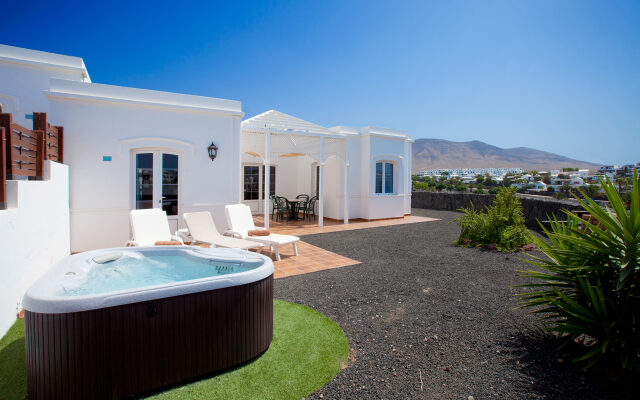 Apartamentos LIVVO Coloradamar