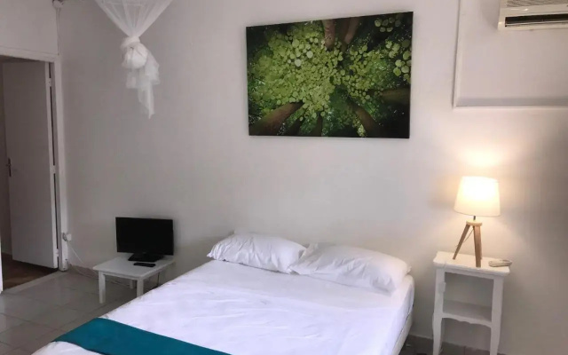 Le Belleplaine Hotel