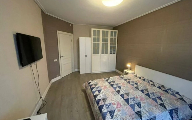 Квартира Есть на Кастанаевской 43