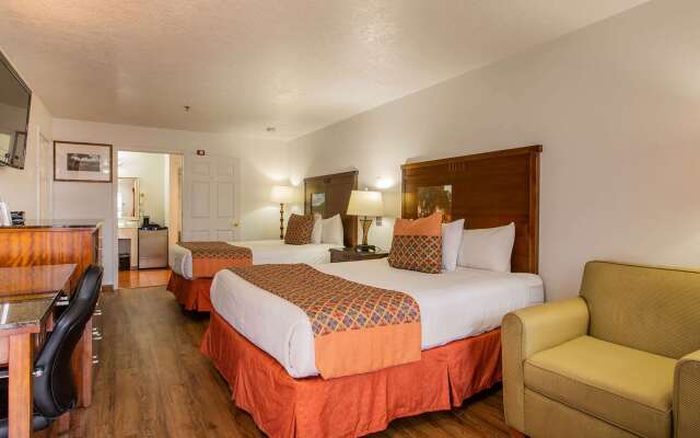 Sandia Peak Inn Old Town ABQ, a Howard Johnson by Wyndham