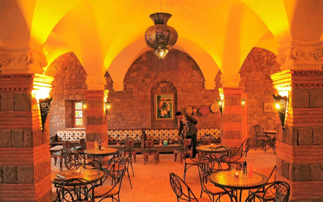 Kasbah Angour