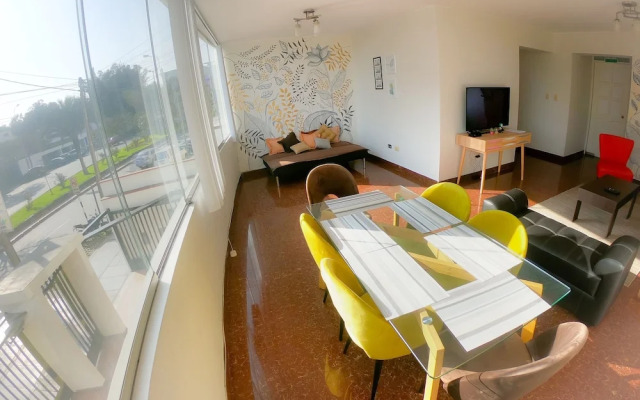 Large Apartment in Miraflores - Up to 12