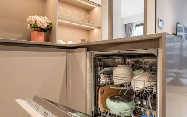 Metropole Opera Luxurious 2br/Panoramic City Views