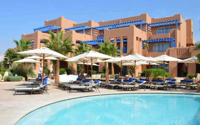 Paradis Plage Surf Yoga & Spa resort