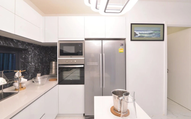 Private Pool Villa in Central Pattaya - Palmb1