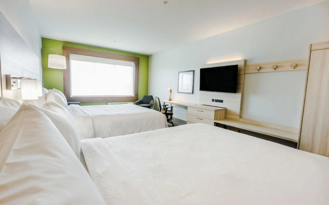 Holiday Inn Express Hotel & Suites Edmonton South by IHG