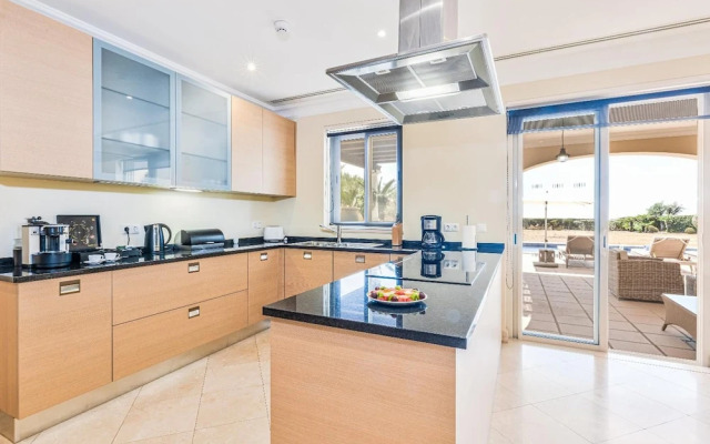 Villa Monte Rei Golf