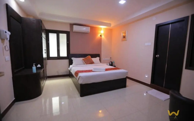 Hotel Sampath by OYO