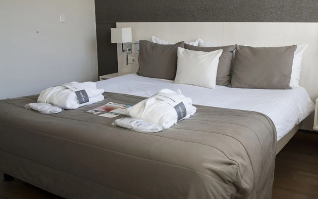 Golden Tulip Strandhotel Westduin