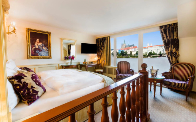 Luxury Family Hotel Royal Palace