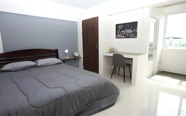 RQ Suvarnabhumi Airport by Collection O