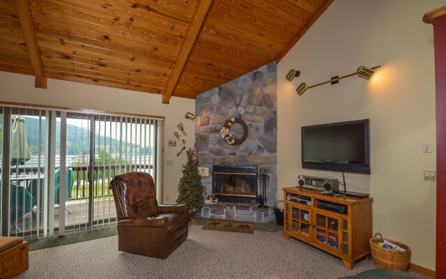 Sunplace 3 Bedroom Townhome #07