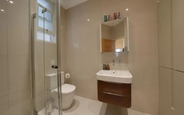 Fitzrovia Stay by Oxford St & Soho 18 Guests