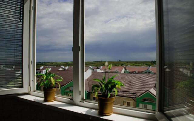 Babylon Apartment on Bukovinskaya Street