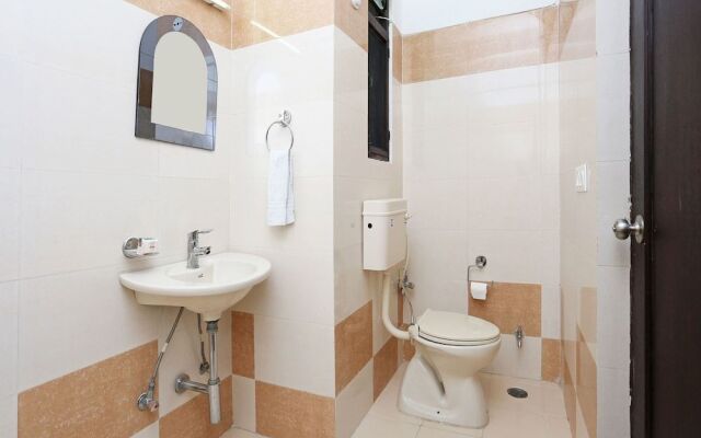 OYO 4646 Hotel Hari Villa