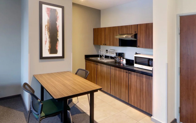 City Express Suites by Marriott Ciudad de México Santa Fe