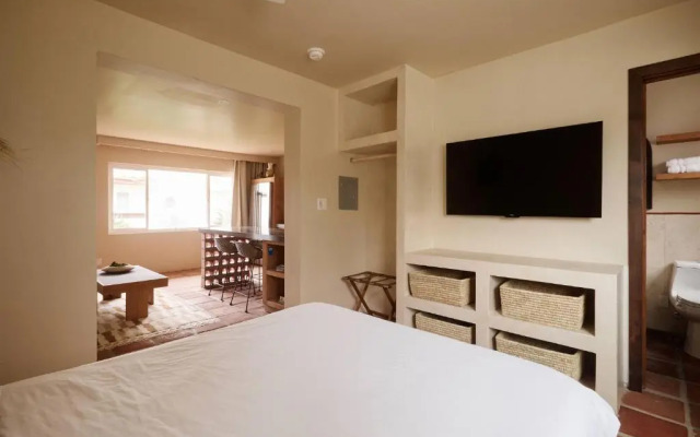 The Sand Castle Inn And Suites