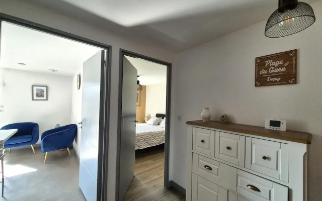 Pretty Ground Floor Flat, Beach 800 m