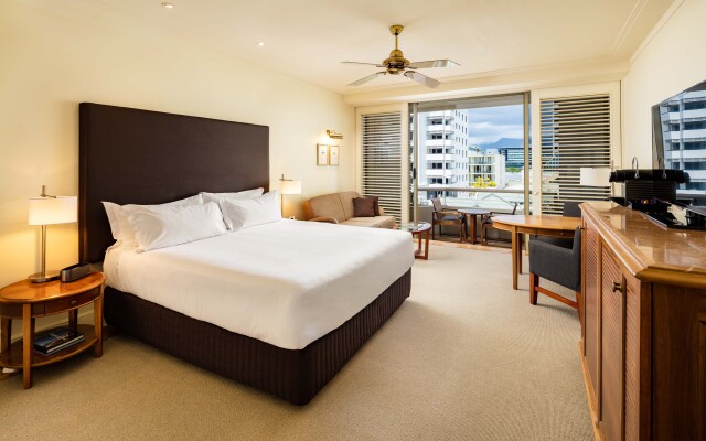Pullman Reef Hotel Casino