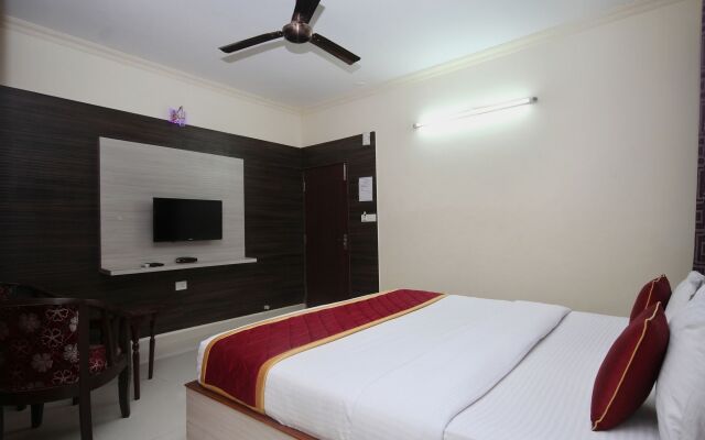 OYO 437 Hotel Vastav Comforts Inn