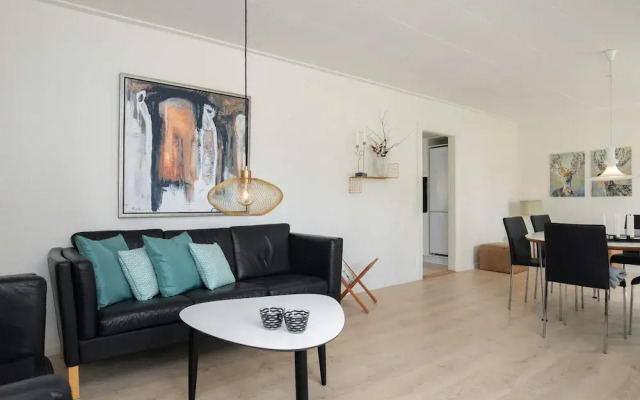 6 Person Holiday Home in Lokken-by Traum