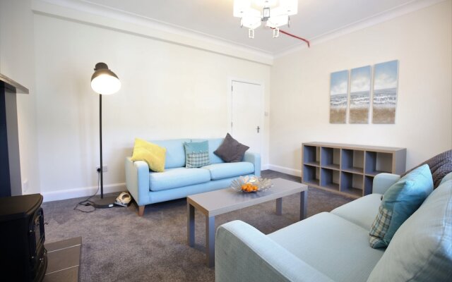 3 Bedroom Flat in Edinburgh