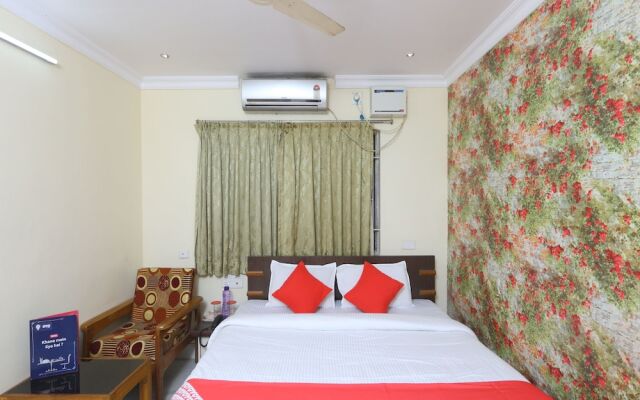 OYO 1054 Hotel AVNB Towers