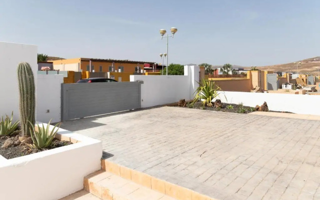 Ereza White Homes