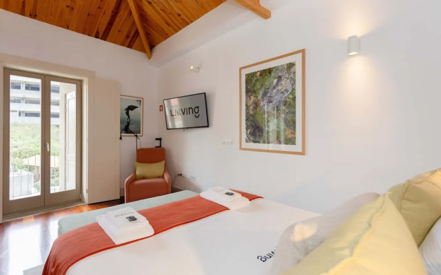 Liiiving in Porto - Trindade Deluxe Studio 3T