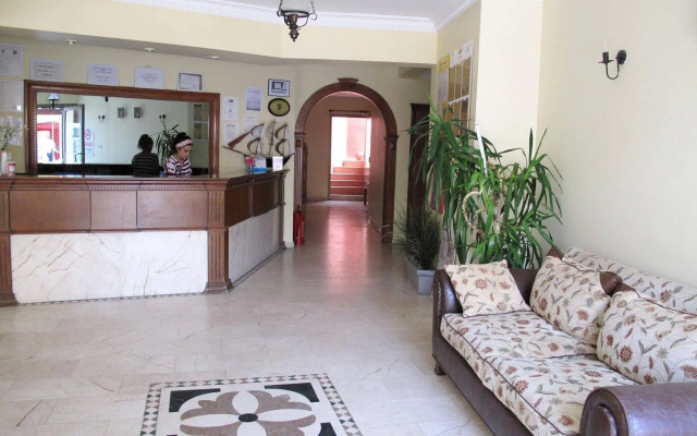 Rosy Suites Hotel