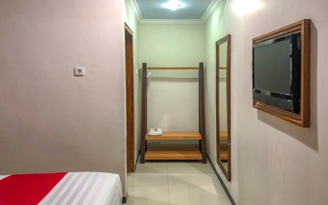 RedDoorz Syariah @ Jalan Buring Malang