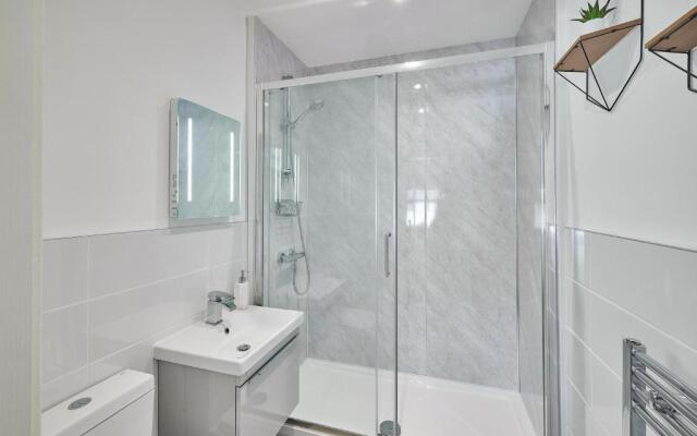 Host Stay Beach Pad
