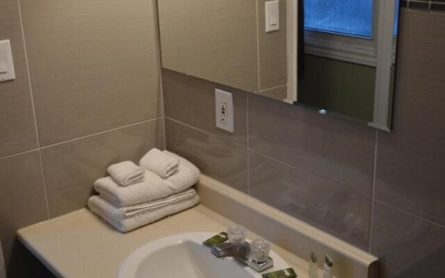 Kitchener Motel