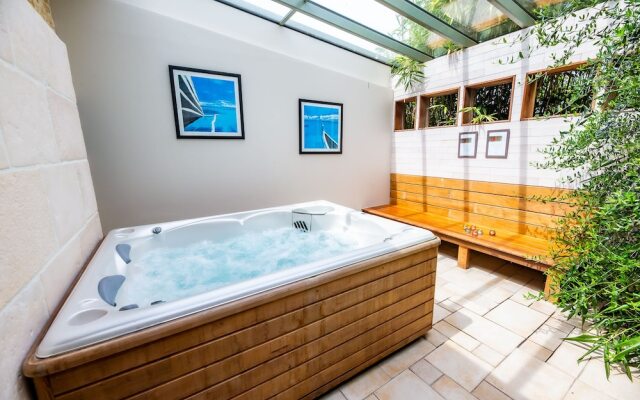 Maison d'Hôtes La Ferme de L'Oudon & Spa