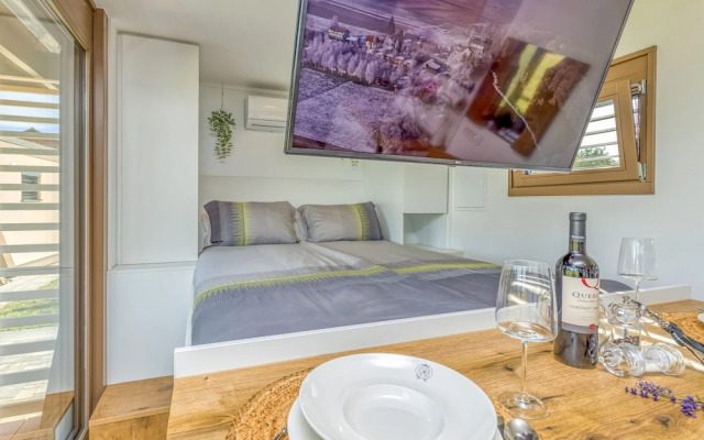 Riverside Suite Mare Private Beach