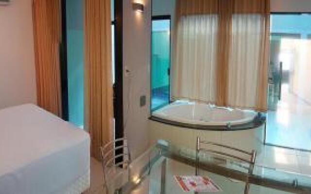 Status Motel Perimetral