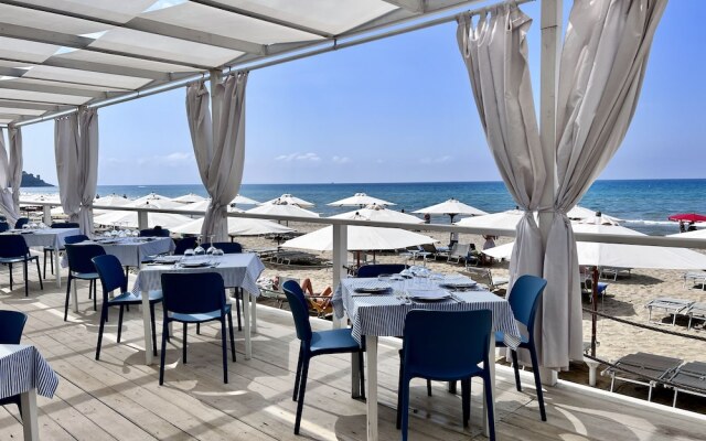 Aeneas' Landing Resort