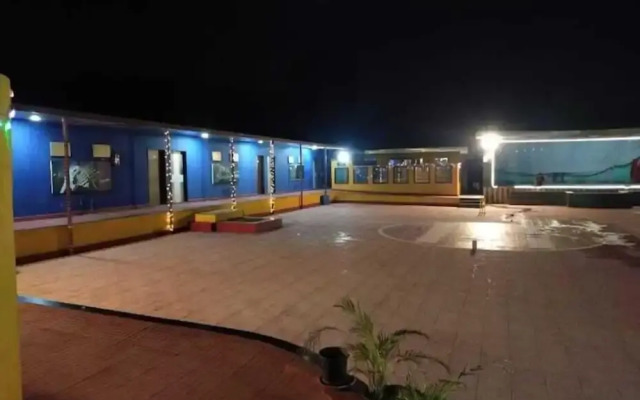 007 Universe Resort