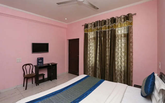 OYO 7526 near Artemis Hospital