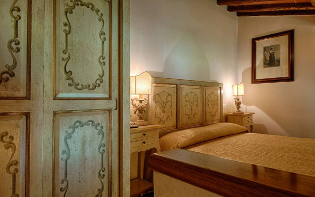 Villa Scacciapensieri Boutique Hotel