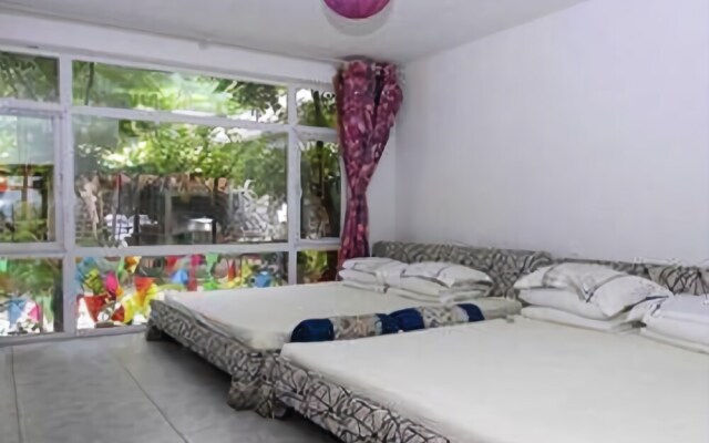 Shidu Renjia Moshang Huakai Holiday Courtyard