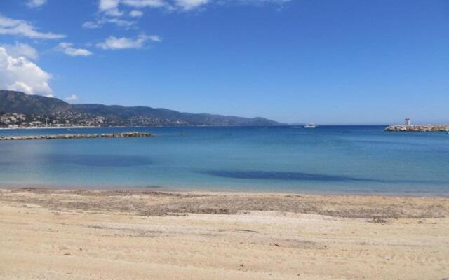 Maison Le Lavandou, 2 pièces, 6 personnes - FR-1-610-55