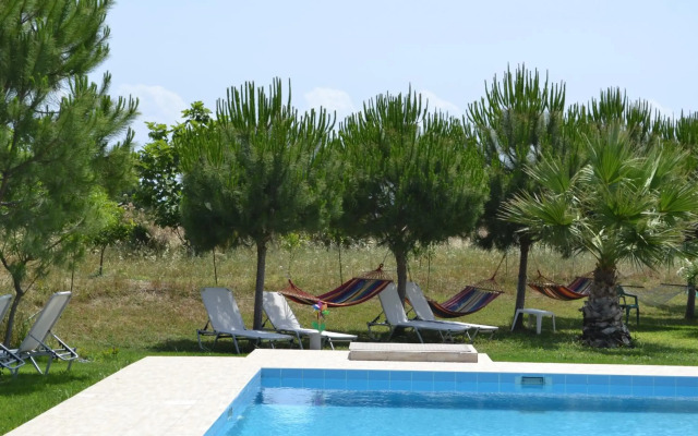 Petasos Apartments