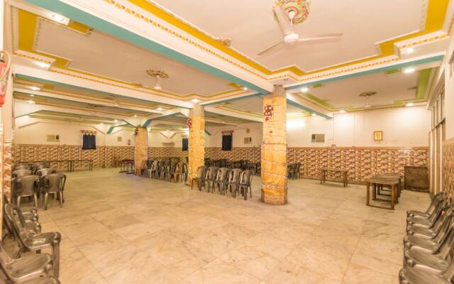 OYO 1238 near Park Circus