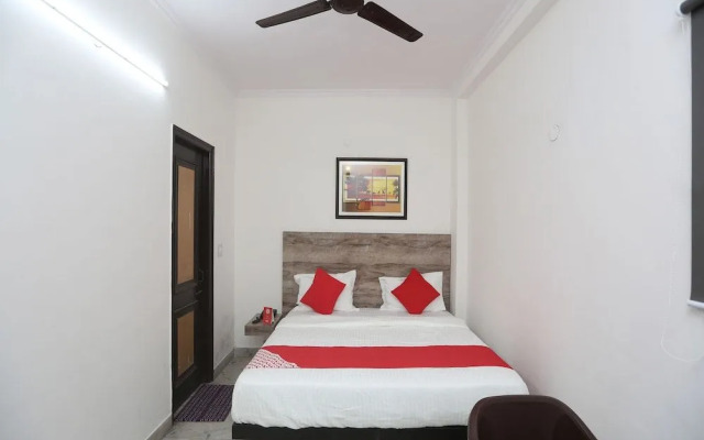 Oyo 22125 Bleu Ville