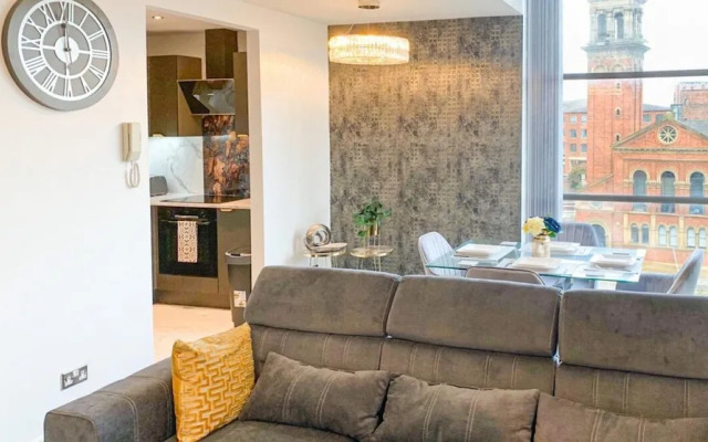 Luxury Apartment Canal View Castlefield - Parking